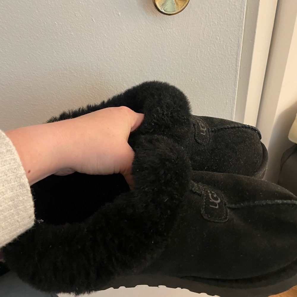 UGG Tazzette Black Shearling Slippers